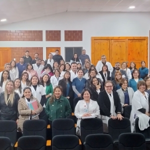 El Centro de Espiritualidad realiza una charla de inducción y el plan de competencias profesionales a los funcionarios del colegio